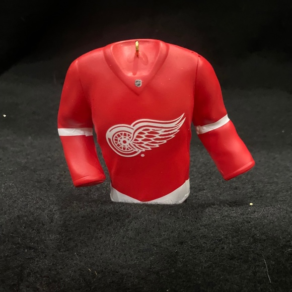 NHL 2017 Detroit Red Wings , Hallmark Ornament - Picture 7 of 7